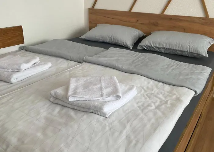 And Pri Baslju Apartament Cerkno